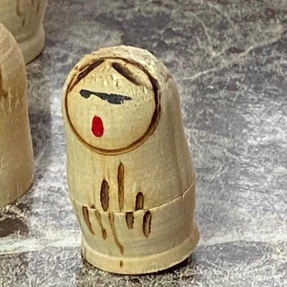 Vintage Russian Matryoshka Nesting Doll Set Hand-Painted Wood Folk Art 6 Piece C - Picture 10 of 16